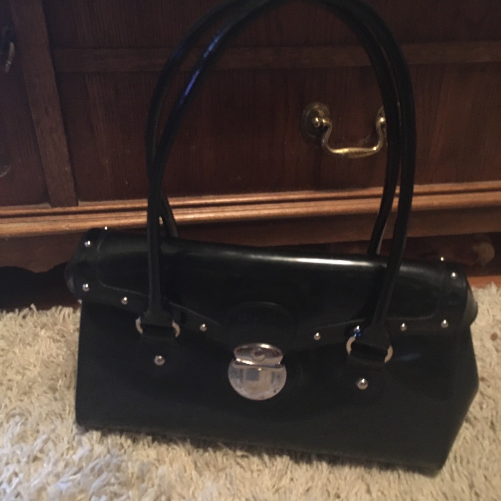 Patten Leather Beijo  London Paris New York!